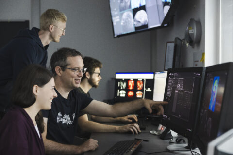Zum Artikel "Report on xMRI lab in FAU magazine"